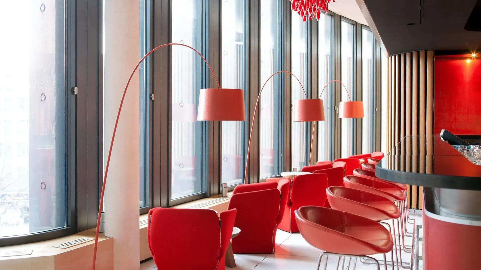 Swissotel Berlin Kurfuerstendamm 5*,